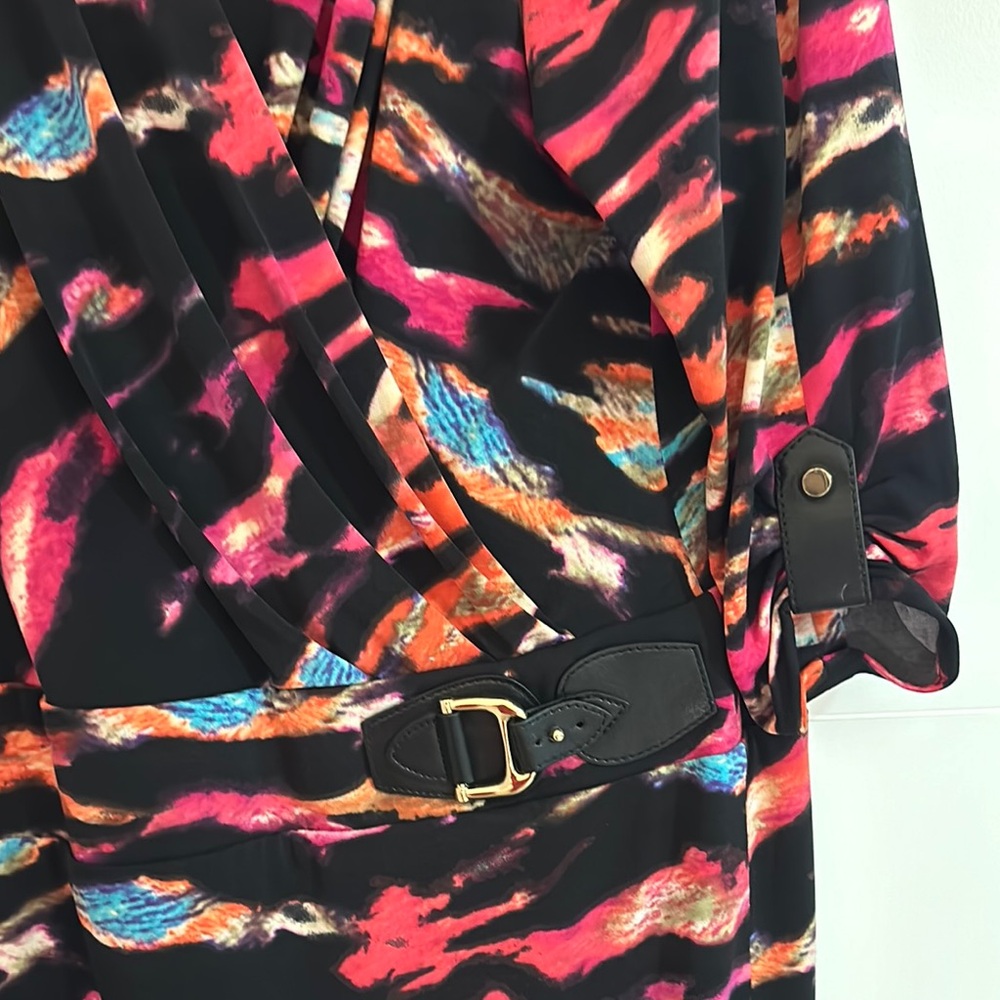 Colorful Abstract Print Dress - Picture 2 of 11